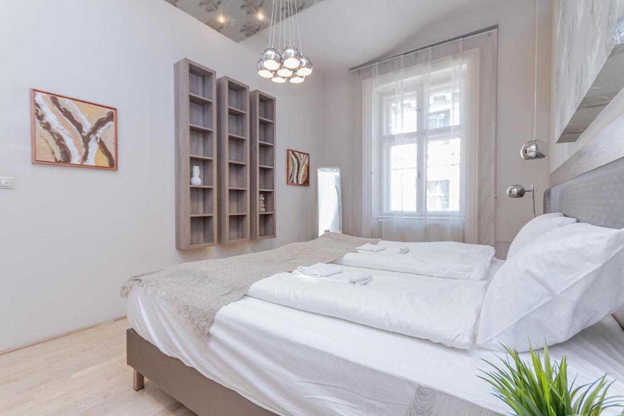 Andrassy Str. Luxury Apartment Будапеща Екстериор снимка