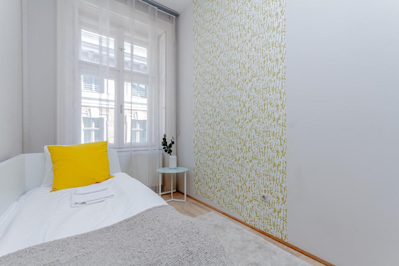 Andrassy Str. Luxury Apartment Будапеща Екстериор снимка