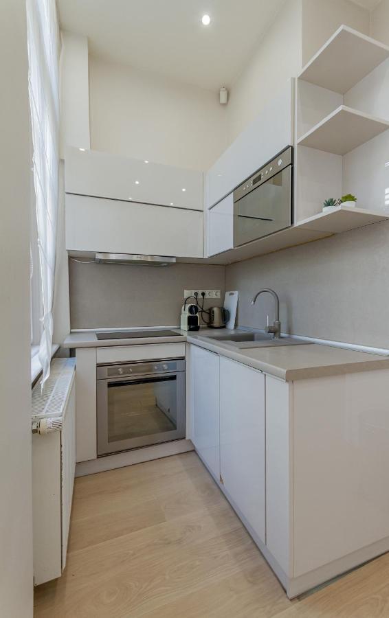 Andrassy Str. Luxury Apartment Будапеща Екстериор снимка