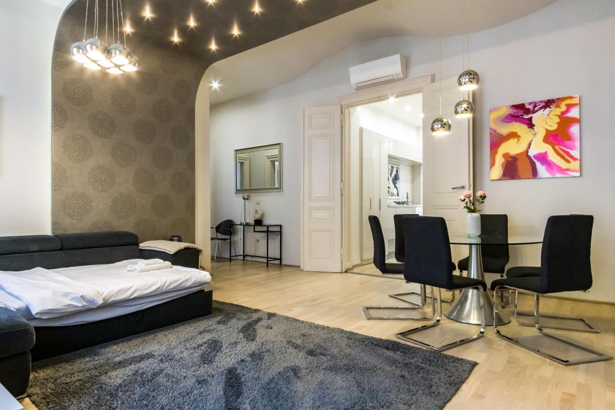 Andrassy Str. Luxury Apartment Будапеща Екстериор снимка