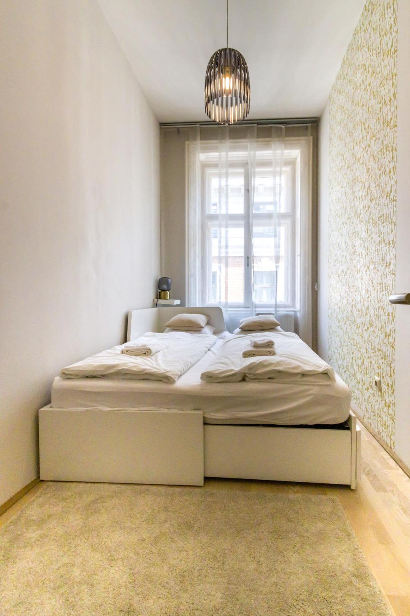 Andrassy Str. Luxury Apartment Будапеща Екстериор снимка